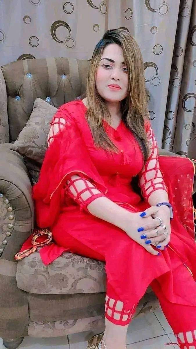 escort-girls-in-bahria-twon-phace-4-civic-center-elite-class-good-looking-sataaf-available-counct-mr-ali-03057774250-small-2