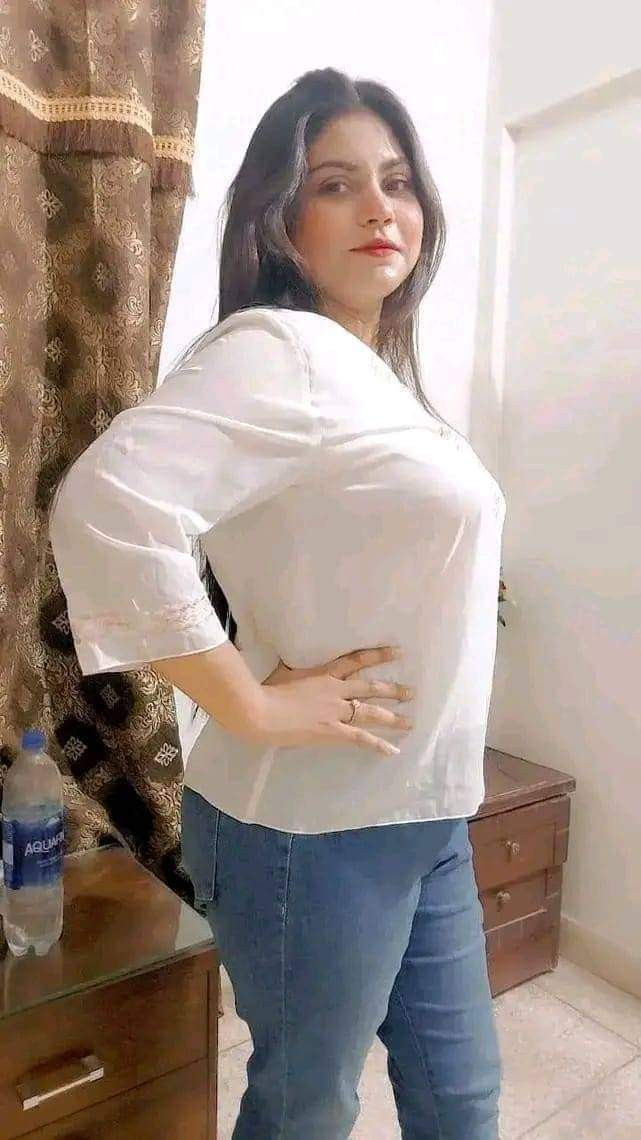 escort-girls-in-islamabad-pakistan-twon-phace-2-good-looking-contact-mr-noman-03057774250-small-2