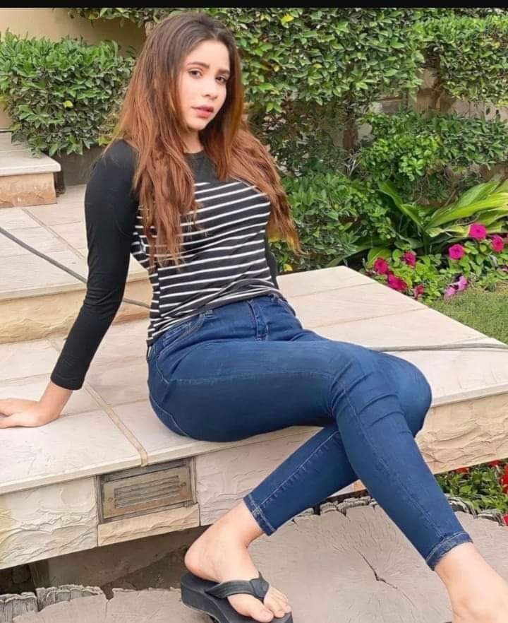 escort-girls-in-islamabad-media-town-elite-calass-good-looking-staff-counct-03057774250-small-3