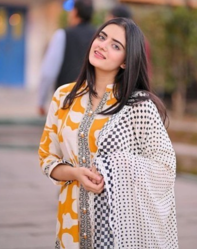 escort-in-islamabad-dha-phace-2-elite-class-good-looking-female-contact-03057774250-small-1