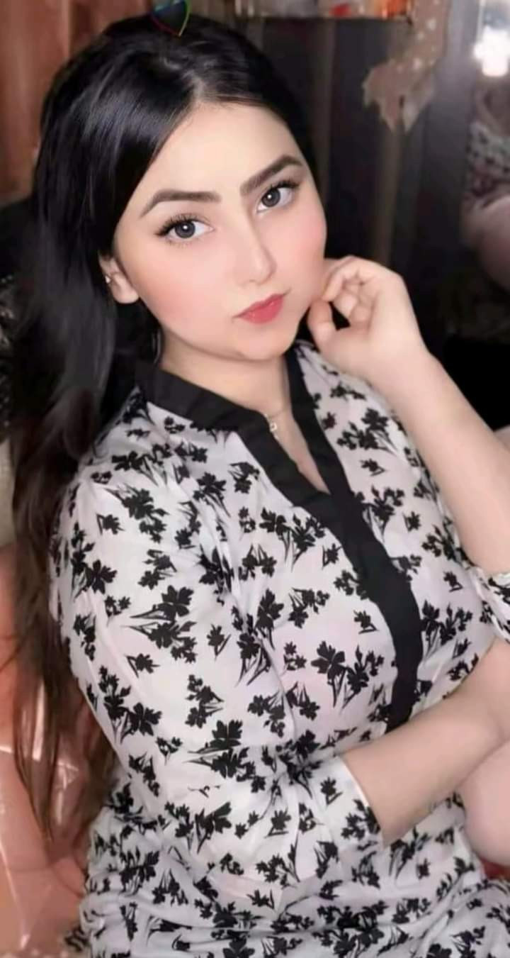 Escort Girls in Islamabad giga Mall hot teenage VIP student double deal female contact 03057774250