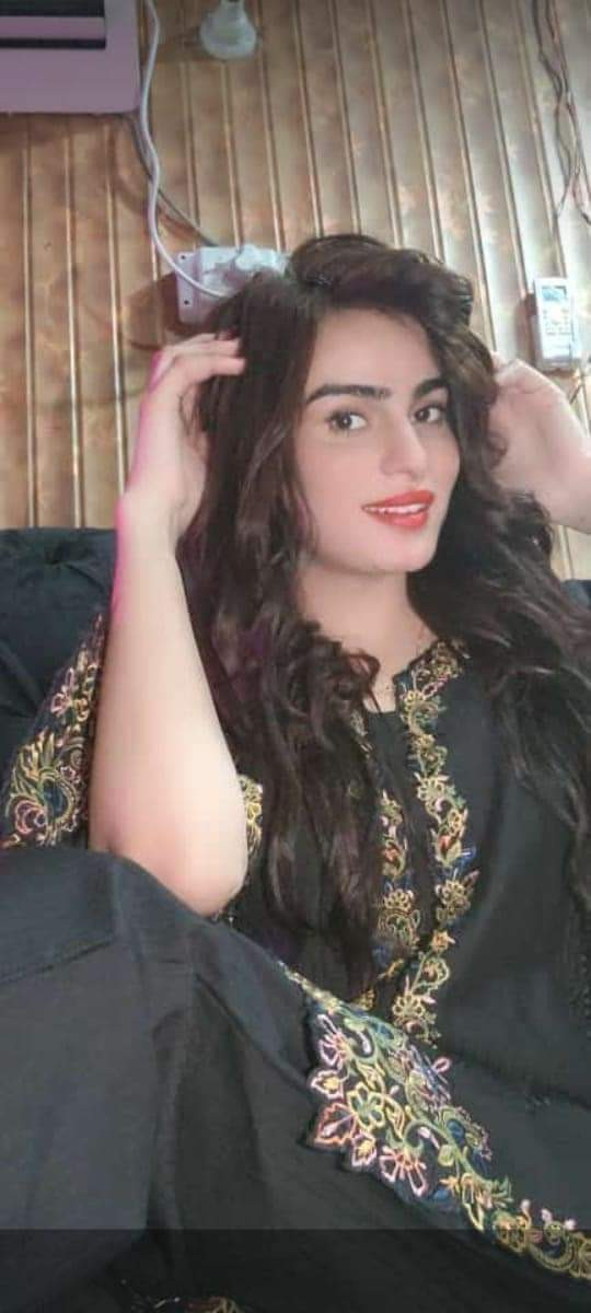 big-bobss-and-double-deal-night-and-shot-good-looking-hote-gril-in-rawalpindi-islamabad-contact-mr-noman-03057774250-small-0