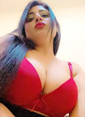 young-w4m-sexy-girls-in-faisalabad-mr-saim-0310-5566924-no-advance-cash-on-delivery-big-1