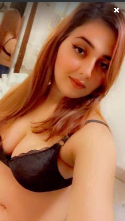 vip-call-girls-rawalpindi-bahria-town-phase-1-safari-club-escorts-girls-contact-03279066660-small-3