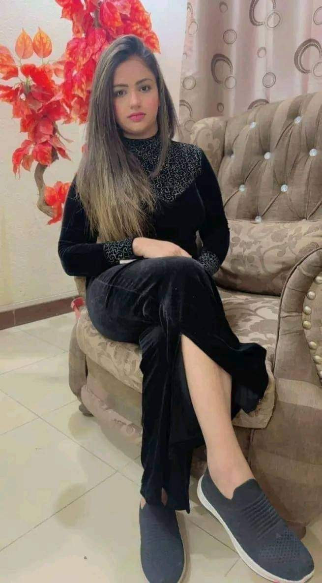 Independent Sexy House Wife Available In Rawalpindi Bahria Town Phase 7 contact.(03279066660)