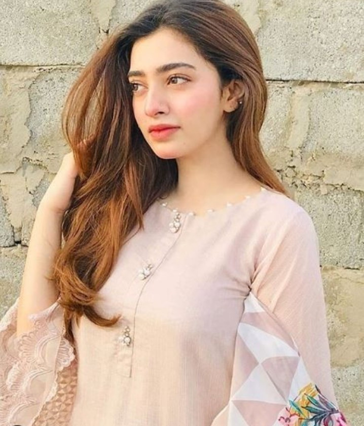 elite-class-models-available-in-islamabad-vip-islamabad-girls-contact-03279066660-small-2