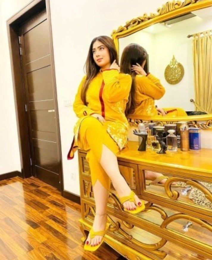 independent-sexy-house-wife-available-in-rawalpindi-bahria-town-phase-7-03279066660-small-2