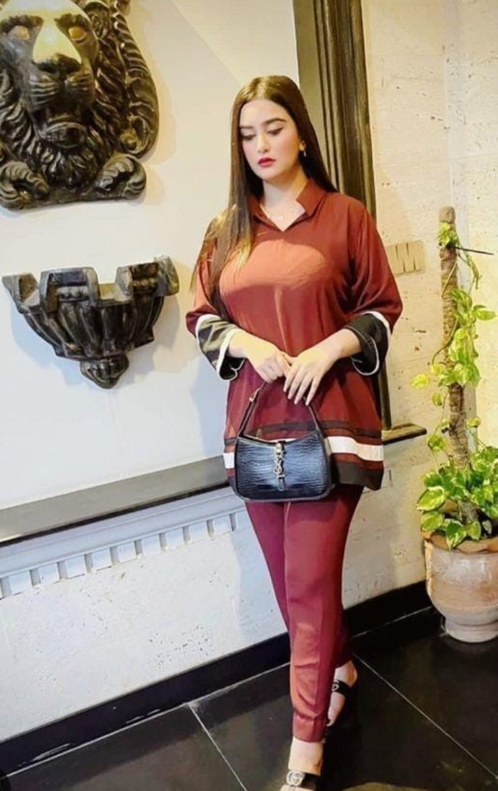 independent-sexy-house-wife-available-in-rawalpindi-avari-xpress-residences-islamabad-hotel-contact03279066660-small-1