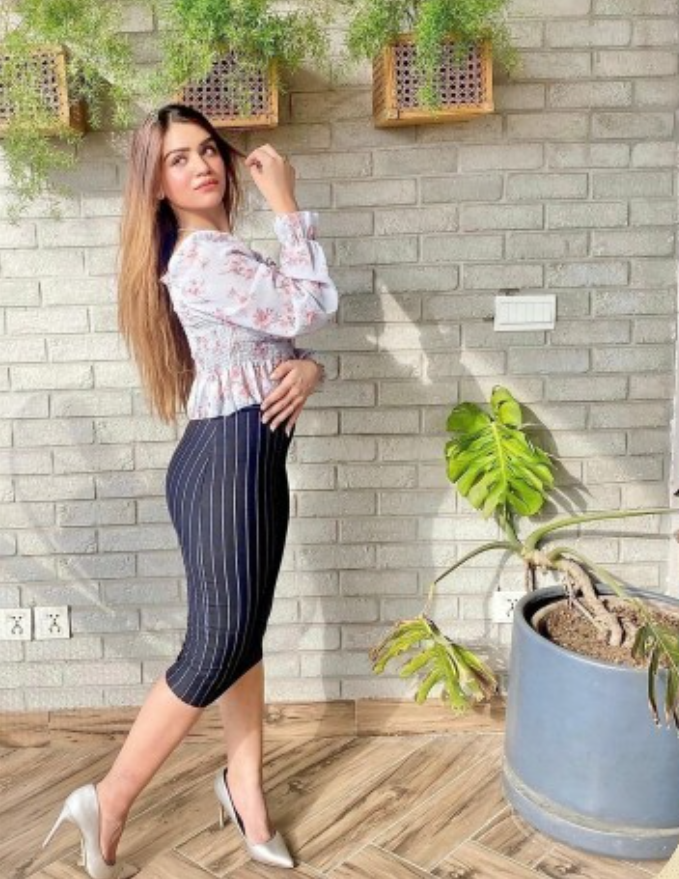 Elite Class Escorts Service Islamabad DHA Phase 2 lignum Tower Sapart apartment Safe and secure place Contact information (03279066660)