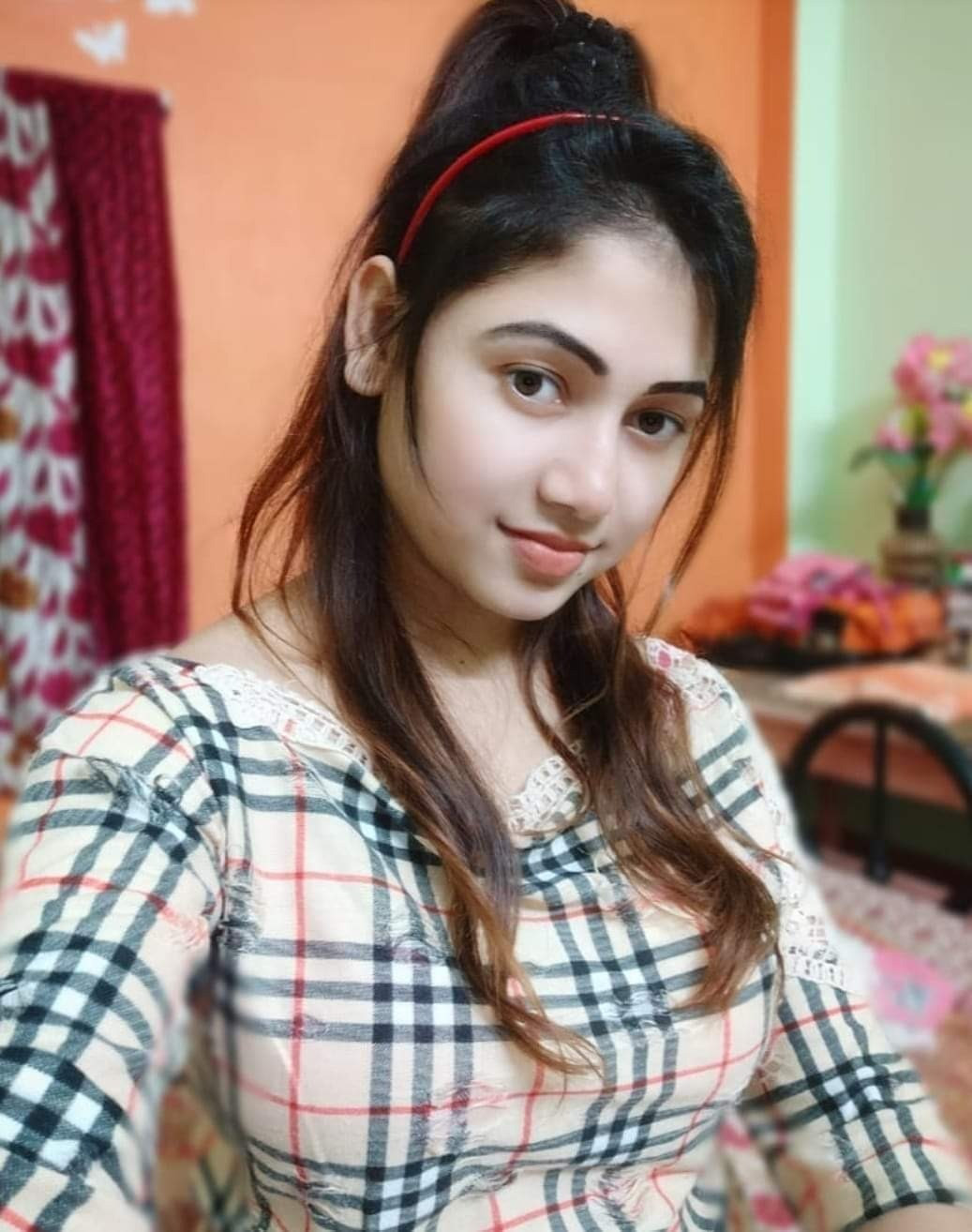 Hi dear I'm cam girl only cam service available 10,,,1500,, 20,,,2500,, 30,,,3500,, Demo charges 1000, No free demo, Time wister dor rhy shukrya