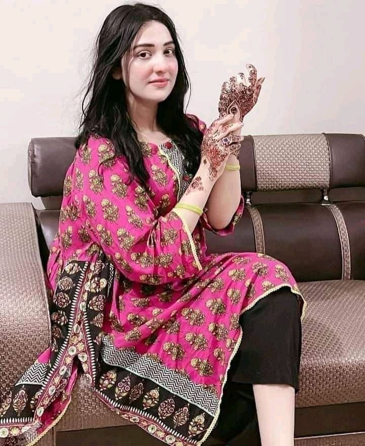 Outclass models available for dating services in faislabad home delivery available 24/7