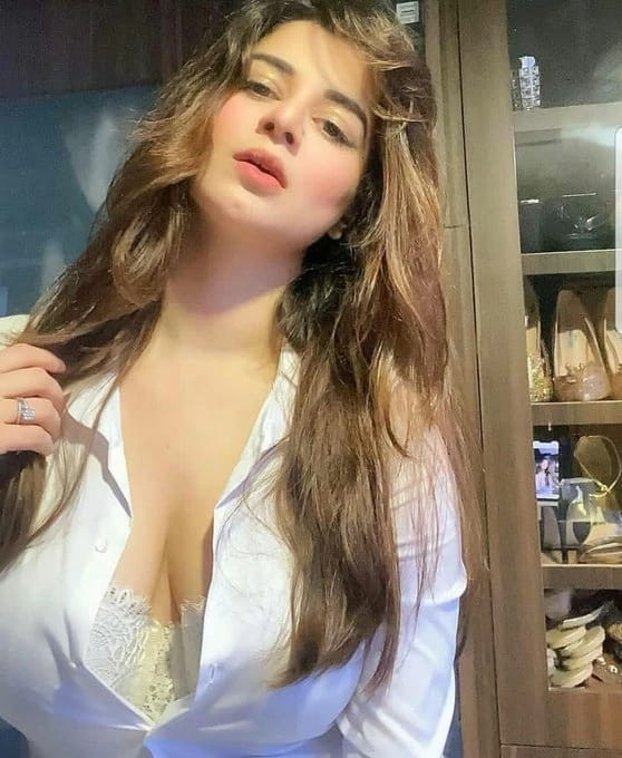 Luxury Escort service Rawalpindi Bahria Town Please 7 in Call Out Call Services Available Contact WhatsApp (03125008882)