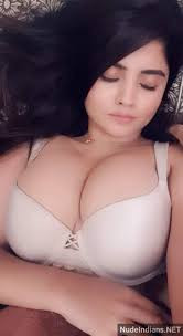 Esha cam fun no real what app 03285918633 payment first