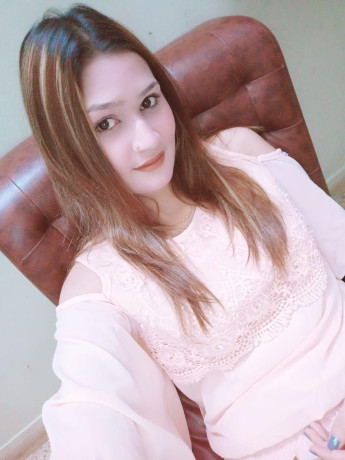 03099999158-college-girls-in-islamabad-big-1