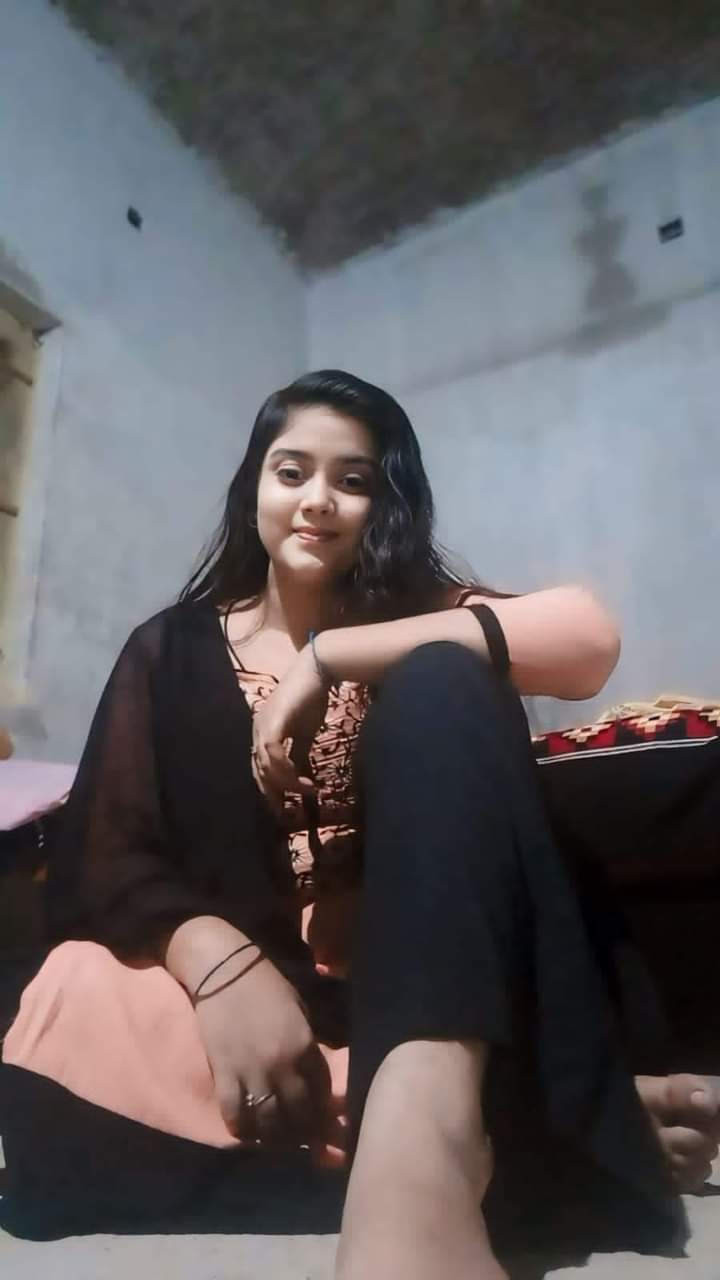 new-model-girl-live-video-call-sex-chat-whatsapp-number-03000362870-small-0