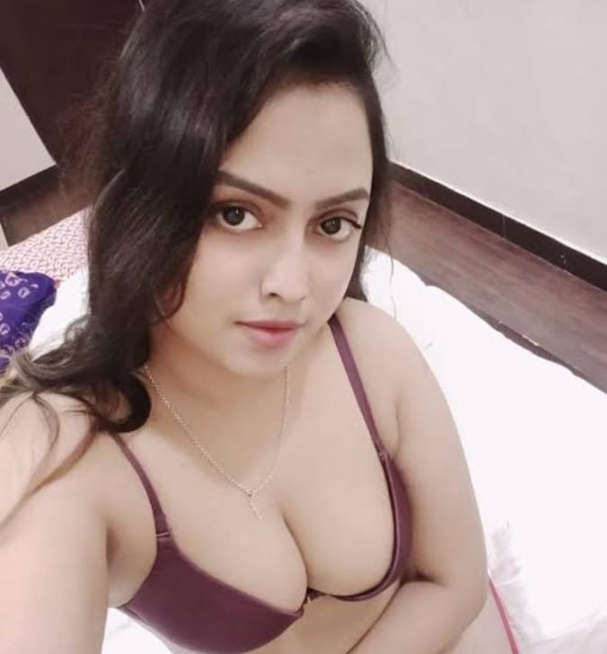 03269559773 only hand to hand payment available full sexy hot and lovely