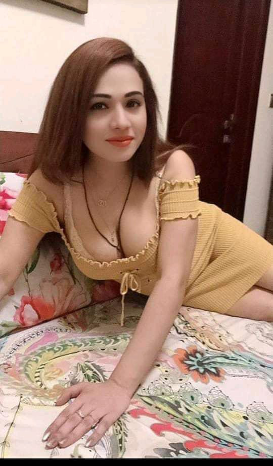 VIP young student girls available 24 hour 03265364556