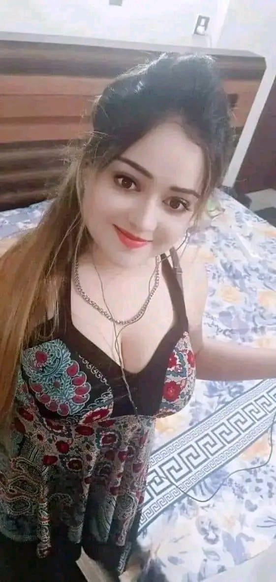 VIP girls available 24 ghante service available jisne03247496654