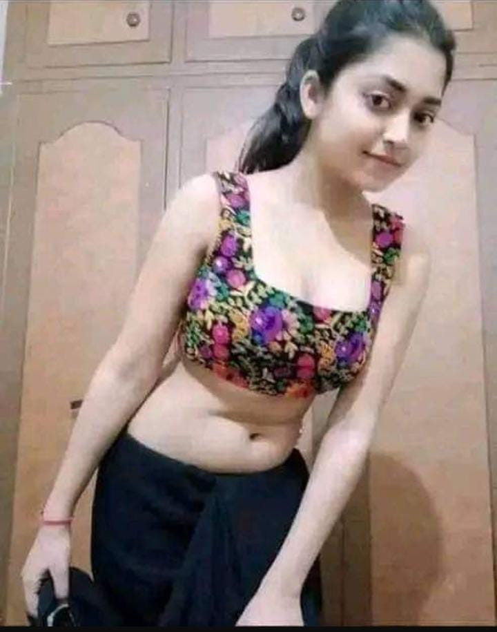 Vip girls college and university available my Whatsapp number 03299510883