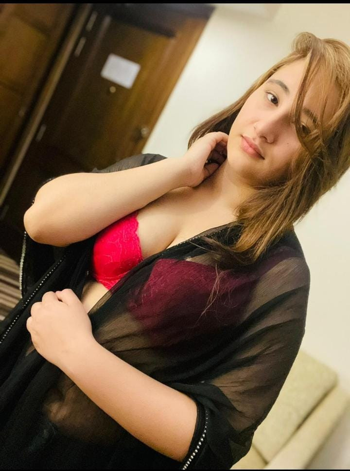 03238969395 VIP young girls available full sexy hot and love