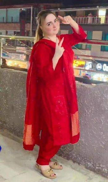 most-beautiful-party-girls-in-islamabad-top-class-models-also-available-03057774250-small-3