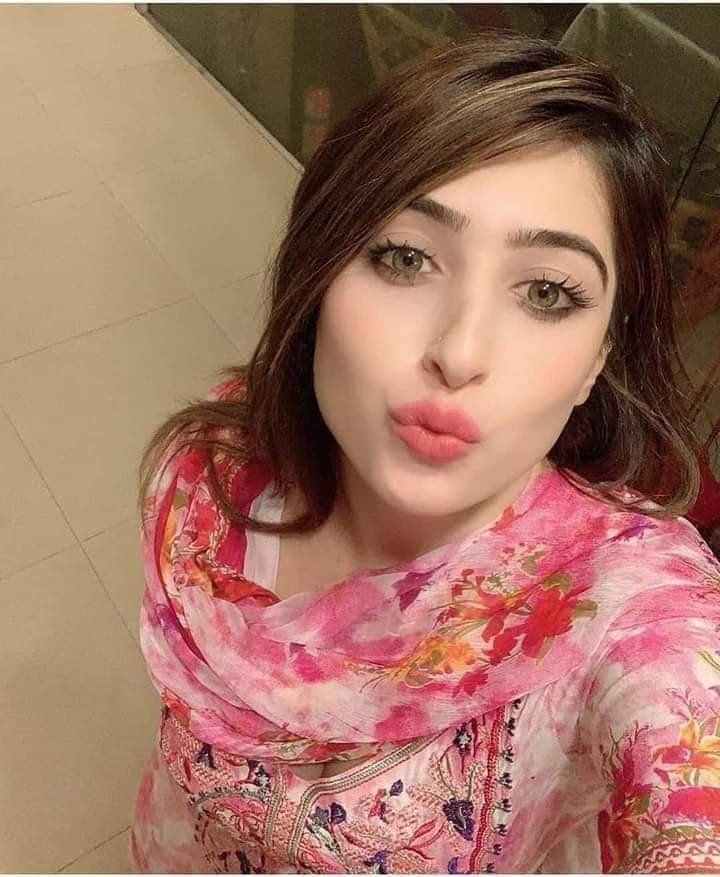 independent-call-girls-in-islamabad-bahria-town-phase-2-safari-club-contact-info-03057774250-small-4