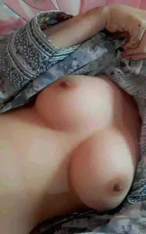 girl-sexy-video-call-available-contact-now-03289559015-small-0