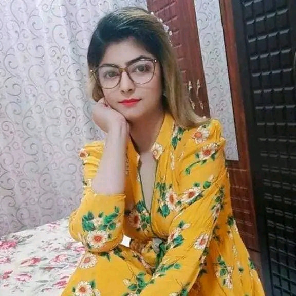 VIP student girls staff available ha contact number 03048670606