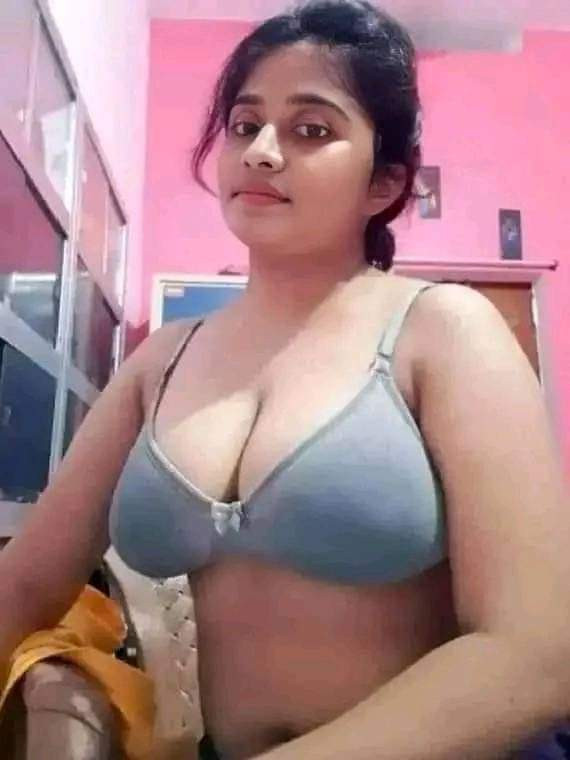 03495648921 have a student girls available anytime contact me now video call home delivery available anytime contact me