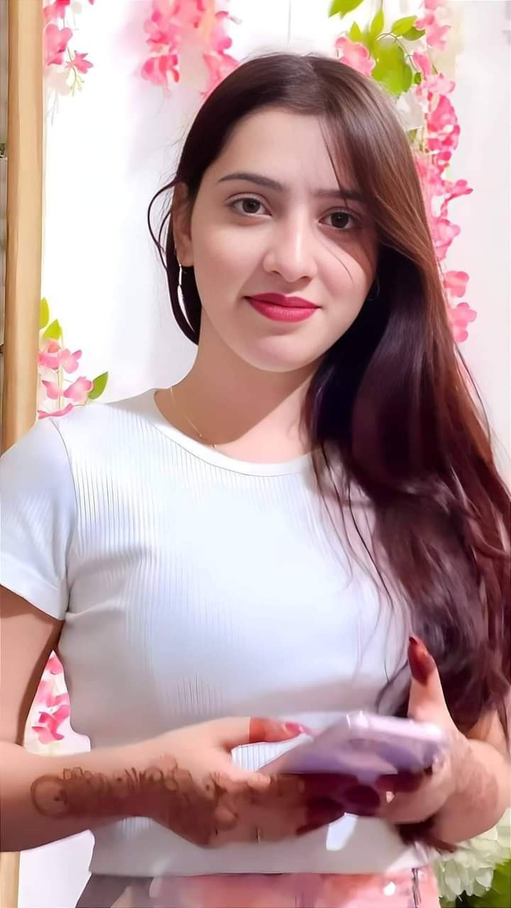 Girl service available online video call short sexy WhatsApp 03237699571