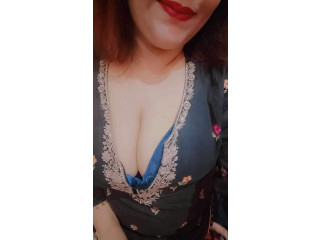 Girl service available online video call short sexy WhatsApp 03237699571