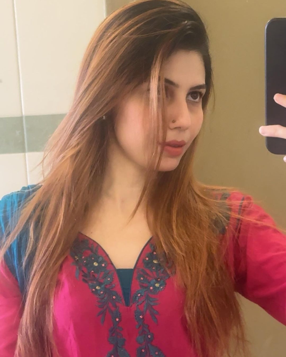 a-wide-range-of-skilled-call-girls-are-available-from-vip-lahore-call-girls-at-hanirana-03270207776-vip-call-lady-services-in-lahore-small-1