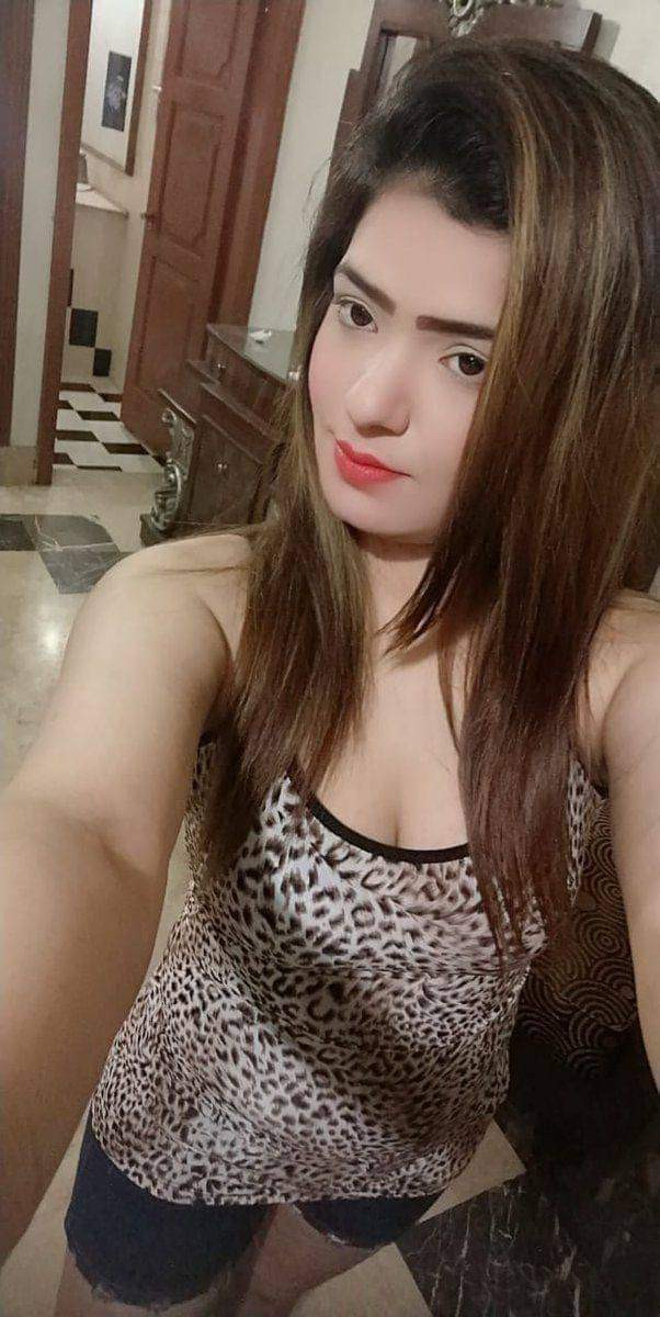 top-model-islamabad-escorts-service-03090778777-rawalpindi-bahria-town-small-1