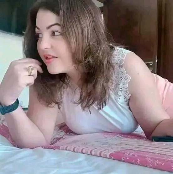 Sex Kashmir sex girls call me 24 ghante service chalu