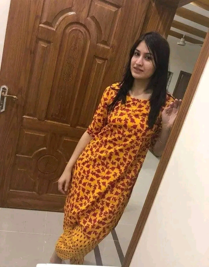 Sex Kashmir sex girls call me 24 ghante service chalu