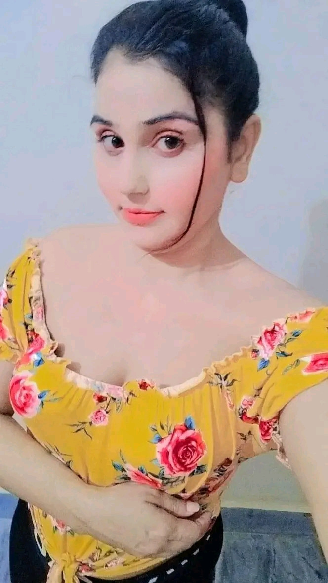 Sex Kashmir sex girls call me 24 ghante service chalu