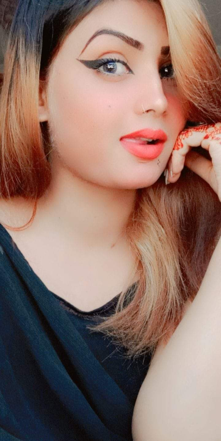 Only girl available sex WhatsApp number 03237699571