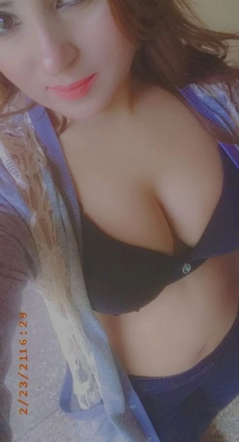 Sexy Live video call sex online. I'm independed girl and open sexy call WhatsApp number 03041164575