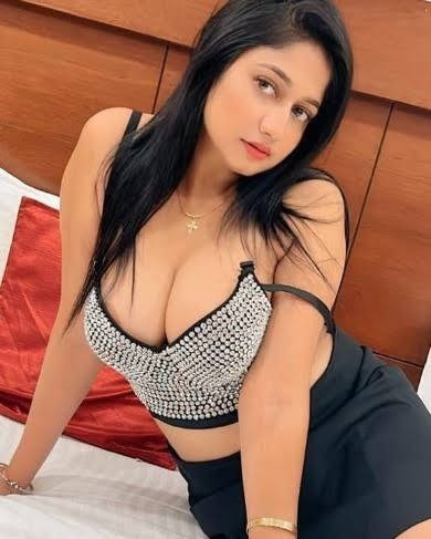 Sexy girl video call service available ha WhatsApp number 03285408785