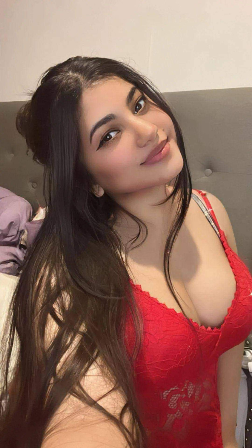 Hello dear, only video call service is available, if you are interested then contact with me WhatsApp number 03006307909