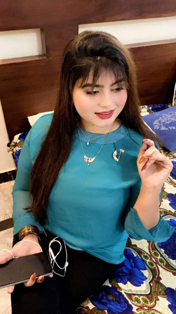 vip-girls-available-24-ghante-service-available-for-his-number-pe-rabta-karen-whatsapp-03057530314-small-0