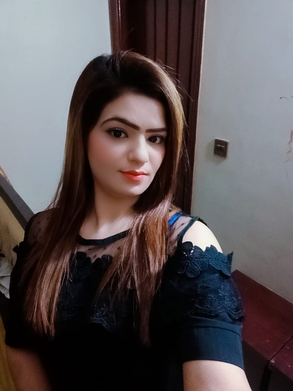 lahore-escorts-service-03014035463-small-2