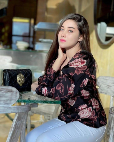 luxury-escort-service-in-rawalpindi-bahria-town-03090778777-escorts-in-pearl-continental-hotel-big-1