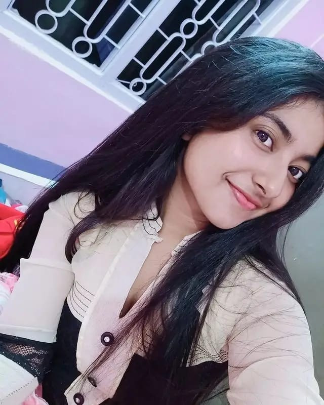 Girls massage center girls available and sexy video call available contact now 03124749782