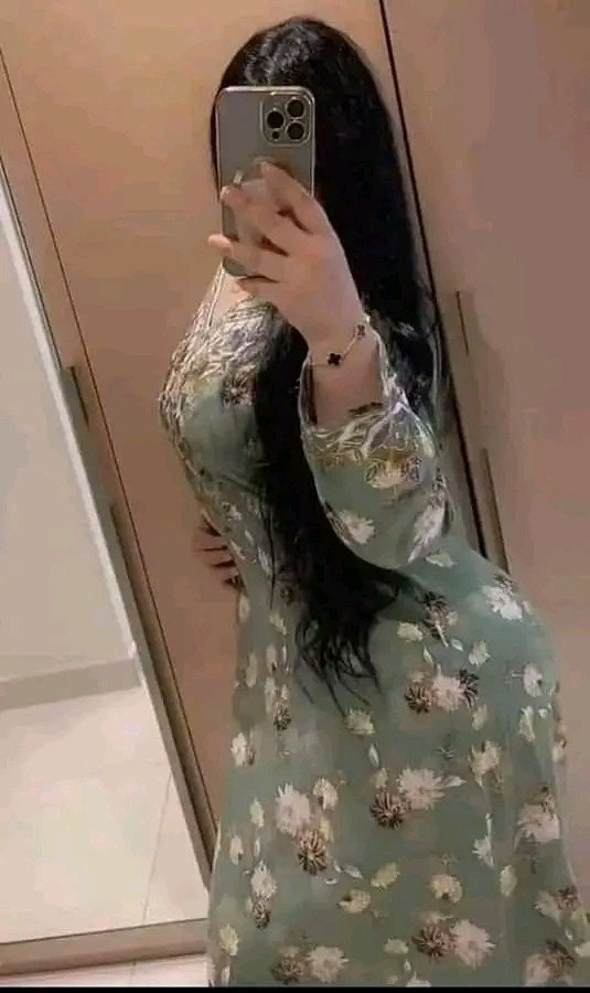 Hello dear, only video call service is available, if you are interested then contact with me WhatsApp number 03006307909