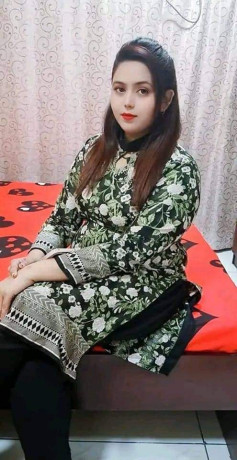 vip-call-girls-in-rawalpindi-bahria-town-phase-78-good-looking-contact-whatsapp-03057774250-big-0