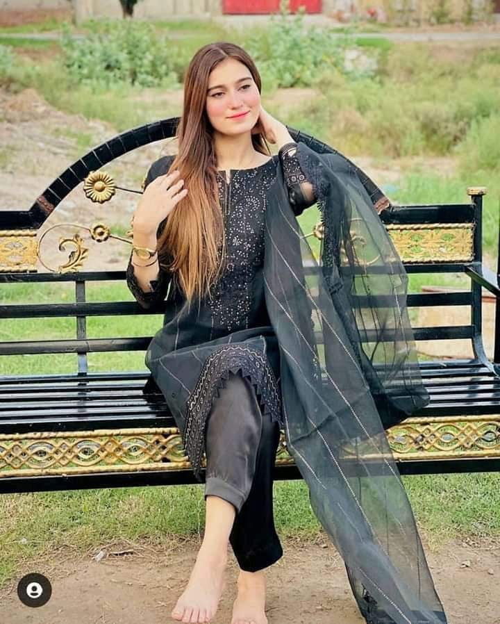 VIP Call Girls in Rawalpindi Bahria town phase 7&8 good looking contact WhatsApp (0305,7774250)