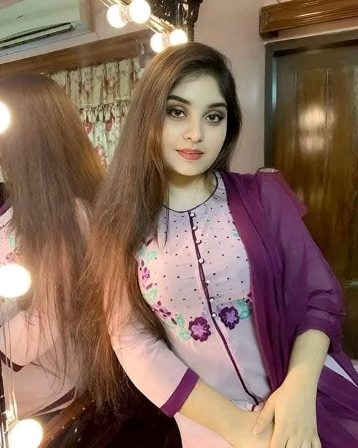 NABEELA CAM AVAILABLE 03317768197