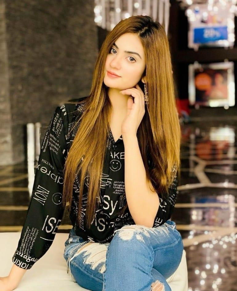 luxury-escort-service-in-lahore-03090778777-escorts-in-pearl-continental-hotel-lahore-small-2