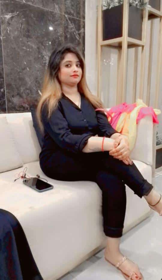 Independent Call Girls In Bahria Town phace 6 Empire Heights Civic Centre phace 4 (03057774250)